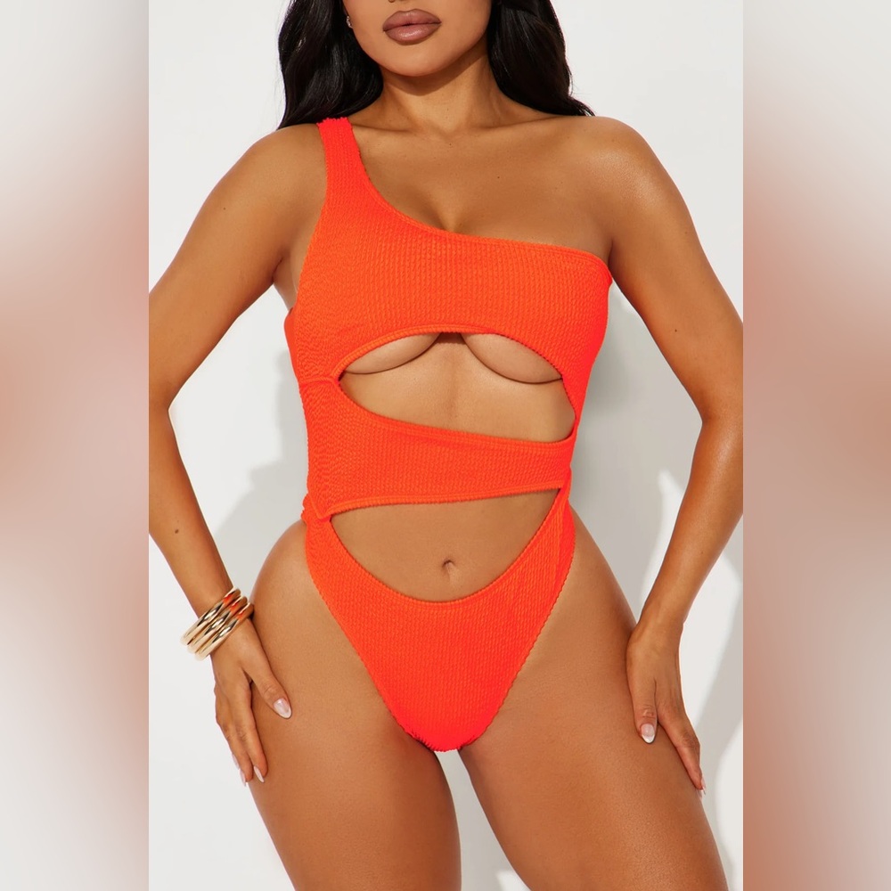Fashion Nova 
Alise One Shoulder Cutout 1 Piece Swimsuit - Orange